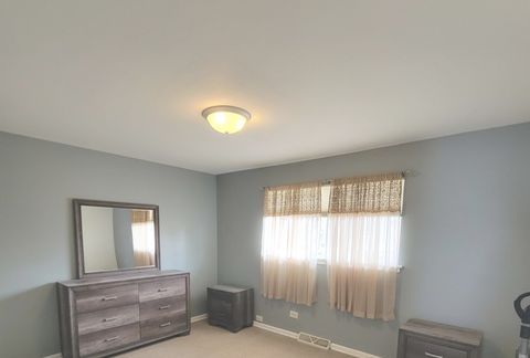 Tiny photo for 813 Valley Stream Drive #D, Wheeling, IL 60090 (MLS # 12582871)