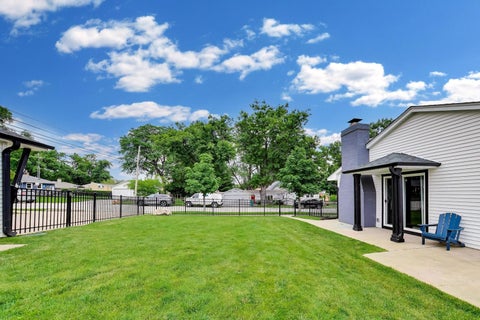 Tiny photo for 304 W Graham Avenue, Lombard, IL 60148 (MLS # 12763293)