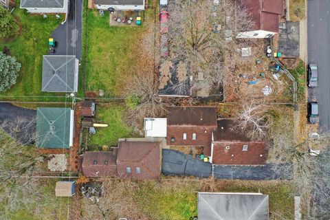 Tiny photo for 1317 Waverly Place, Joliet, IL 60435 (MLS # 12524589)