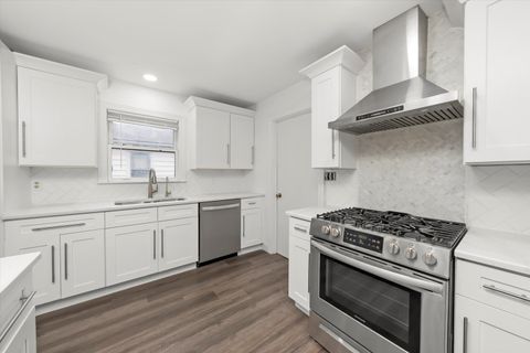 Tiny photo for 1317 Waverly Place, Joliet, IL 60435 (MLS # 12524589)