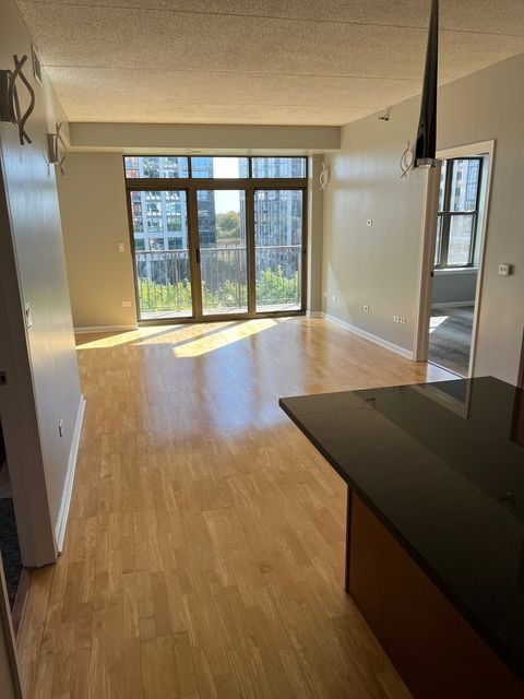 Tiny photo for 1250 S Indiana Avenue #606, Chicago, IL 60605 (MLS # 12585454)