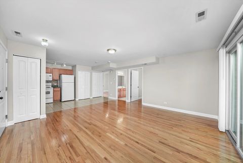 Tiny photo for 3423 Ridgeland Avenue #201, Berwyn, IL 60402 (MLS # 12498490)