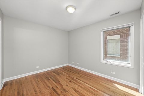 Tiny photo for 3423 Ridgeland Avenue #201, Berwyn, IL 60402 (MLS # 12498490)