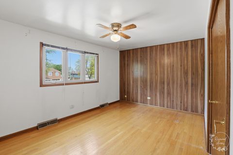 Tiny photo for 739 Kostner Avenue, Matteson, IL 60443 (MLS # 12627781)