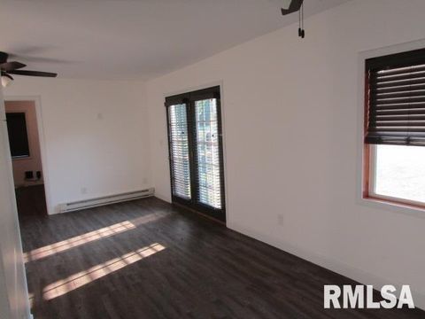 Tiny photo for 1506 HILLSIDE Road, Rosiclare, IL 62982 (MLS # EB459339)