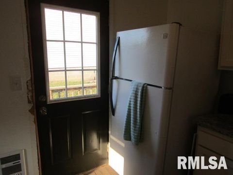 Tiny photo for 1506 HILLSIDE Road, Rosiclare, IL 62982 (MLS # EB459339)