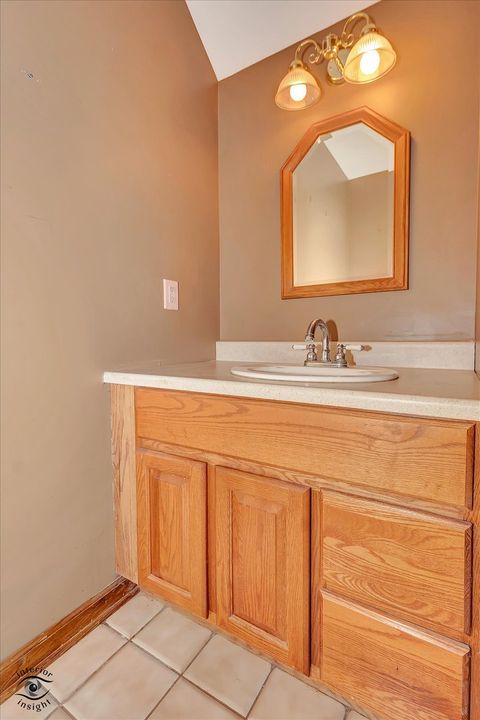 Tiny photo for 15 Timberview Lane, Yorkville, IL 60560 (MLS # 12510919)