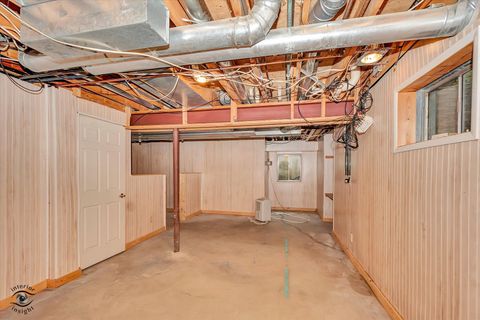 Tiny photo for 15 Timberview Lane, Yorkville, IL 60560 (MLS # 12510919)