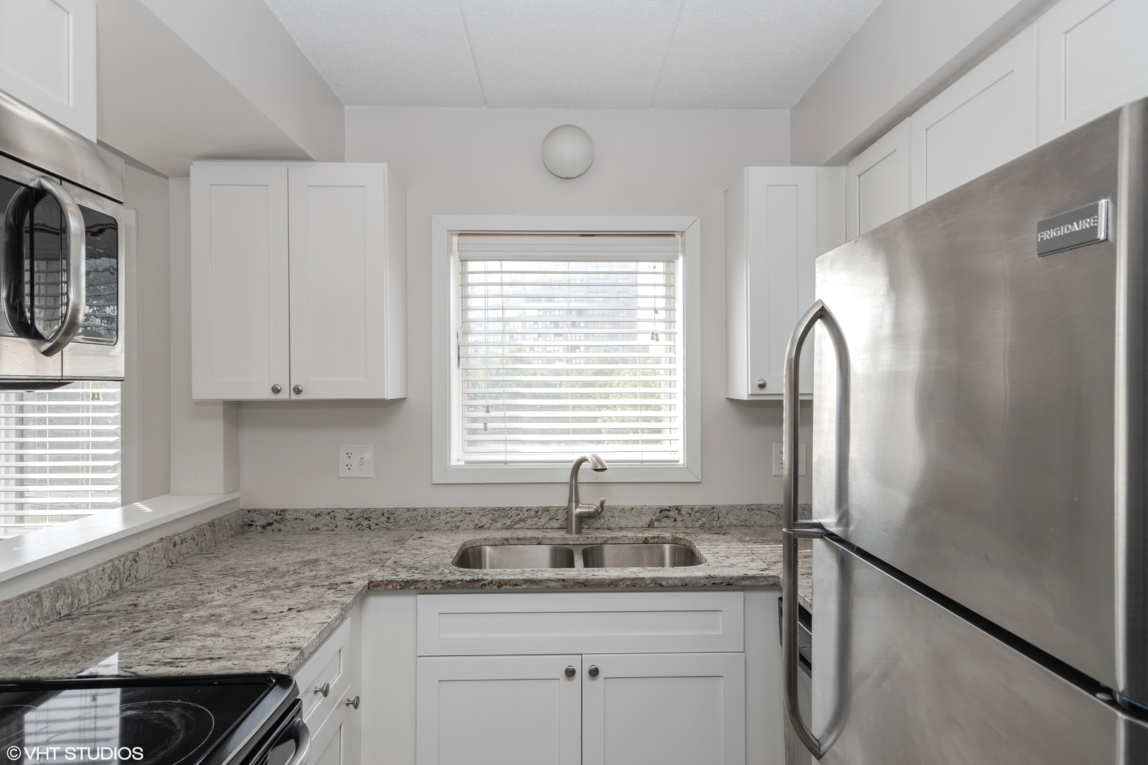 239 W 18th Street 2D