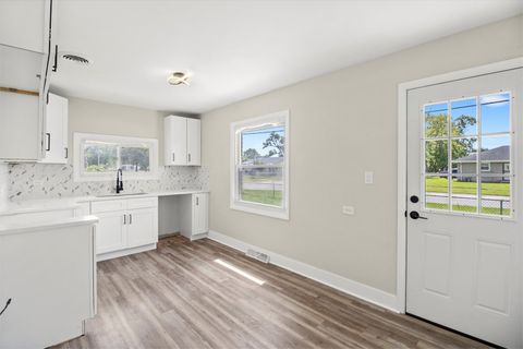 Tiny photo for 16460 Honore Avenue, Markham, IL 60428 (MLS # 12546072)