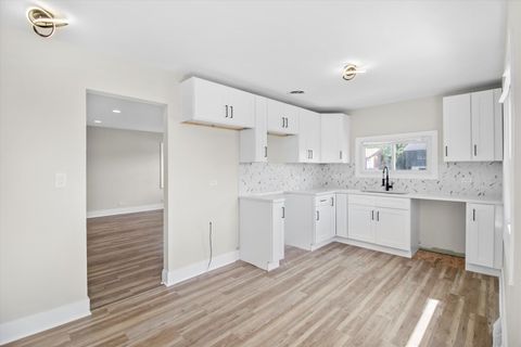 Tiny photo for 16460 Honore Avenue, Markham, IL 60428 (MLS # 12546072)