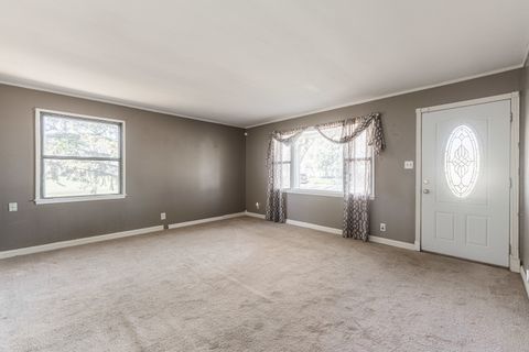 Tiny photo for 934 E Garden Street, DeKalb, IL 60115 (MLS # 12515547)