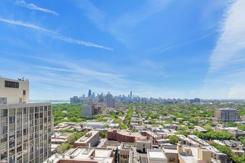 Tiny photo for 2400 N Lakeview Avenue #808, Chicago, IL 60614 (MLS # 12640452)