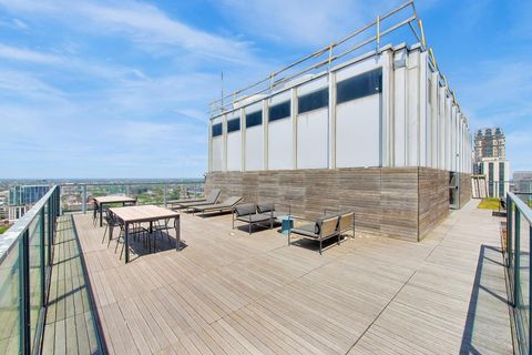Tiny photo for 2400 N Lakeview Avenue #808, Chicago, IL 60614 (MLS # 12640452)