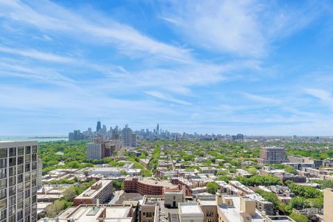 Tiny photo for 2400 N Lakeview Avenue #808, Chicago, IL 60614 (MLS # 12640452)