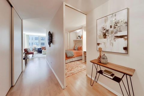 Tiny photo for 2400 N Lakeview Avenue #808, Chicago, IL 60614 (MLS # 12640452)