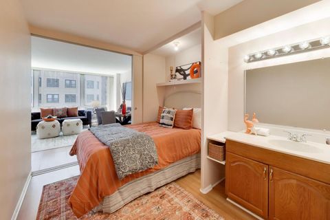 Tiny photo for 2400 N Lakeview Avenue #808, Chicago, IL 60614 (MLS # 12640452)