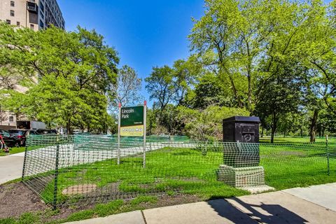 Tiny photo for 2400 N Lakeview Avenue #808, Chicago, IL 60614 (MLS # 12640452)