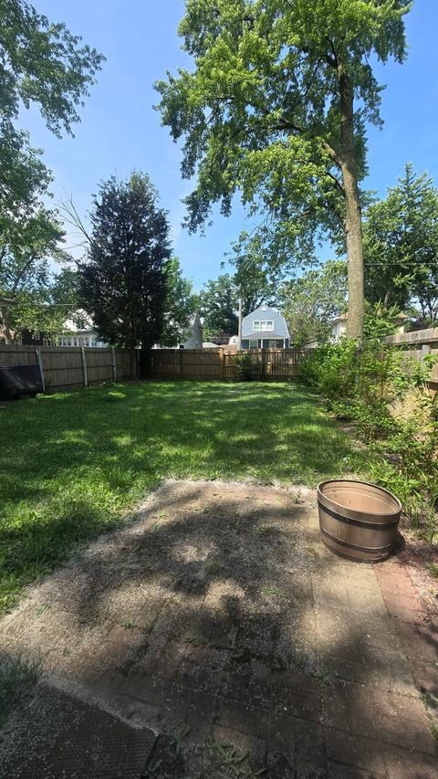 Tiny photo for 13849 Kanawha Avenue, Dolton, IL 60419 (MLS # 12485417)