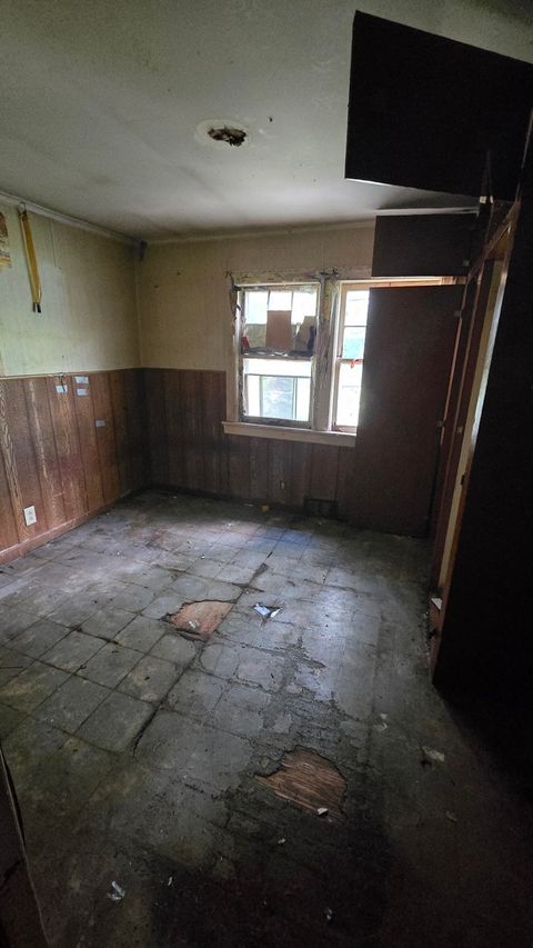 Tiny photo for 13849 Kanawha Avenue, Dolton, IL 60419 (MLS # 12485417)