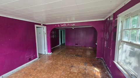 Tiny photo for 13849 Kanawha Avenue, Dolton, IL 60419 (MLS # 12485417)