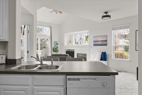 Tiny photo for 263 Lillian Court, Geneva, IL 60134 (MLS # 12596370)