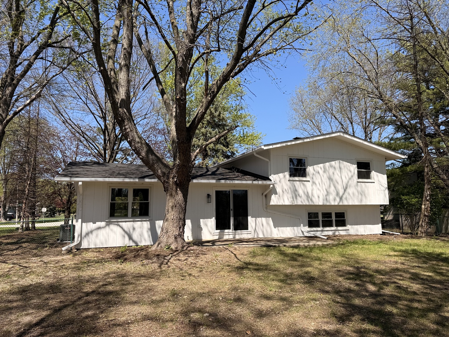 Properties 2 28W555 Leverenz Road