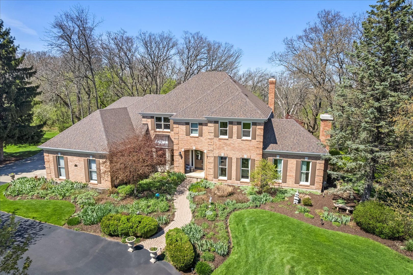 41W668 Hunters Hill Drive