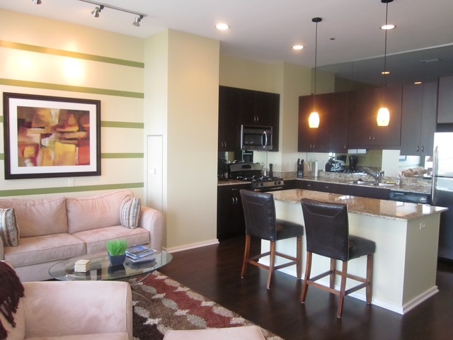 65 E MONROE Street 4411