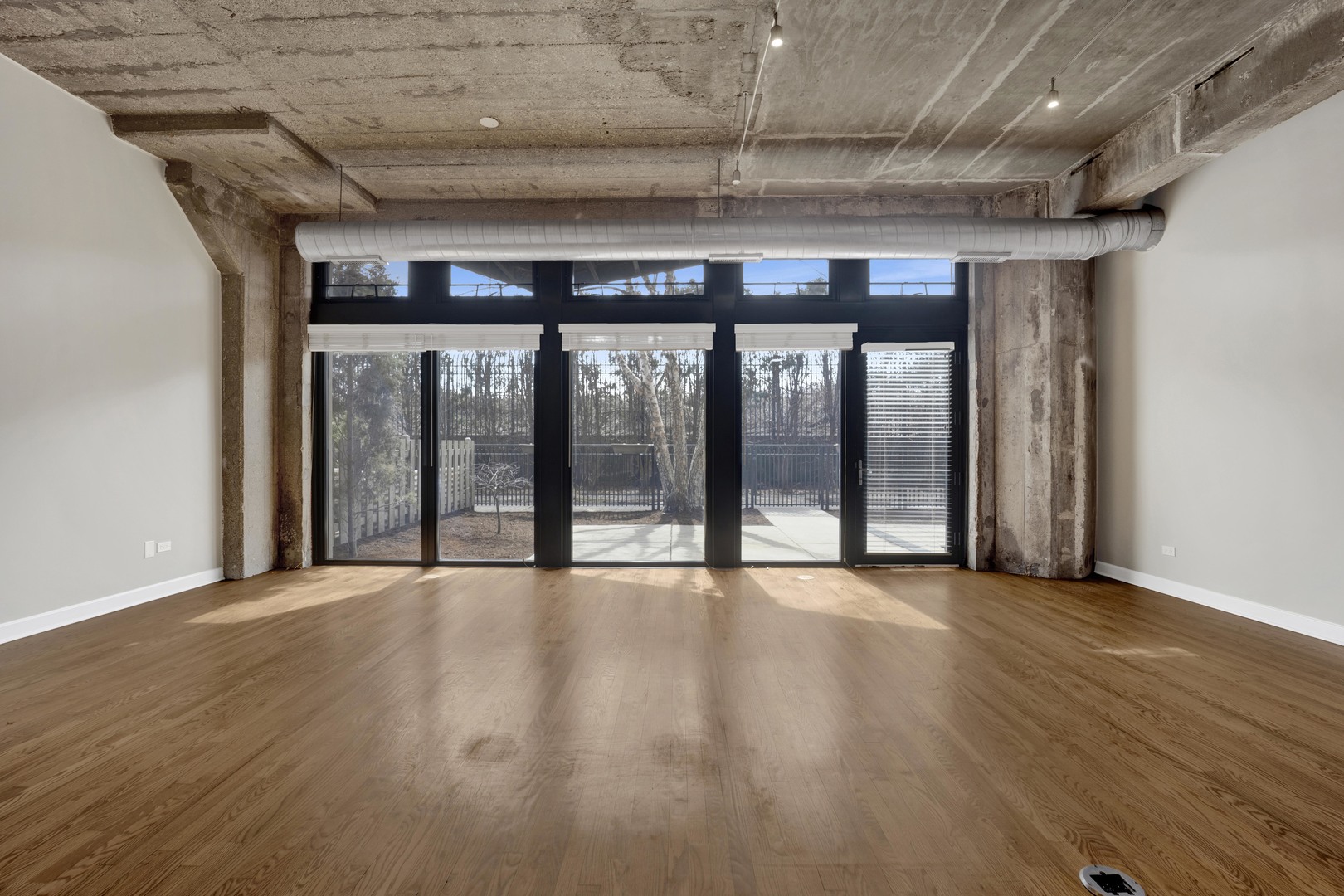 1071 W 15th Street 109