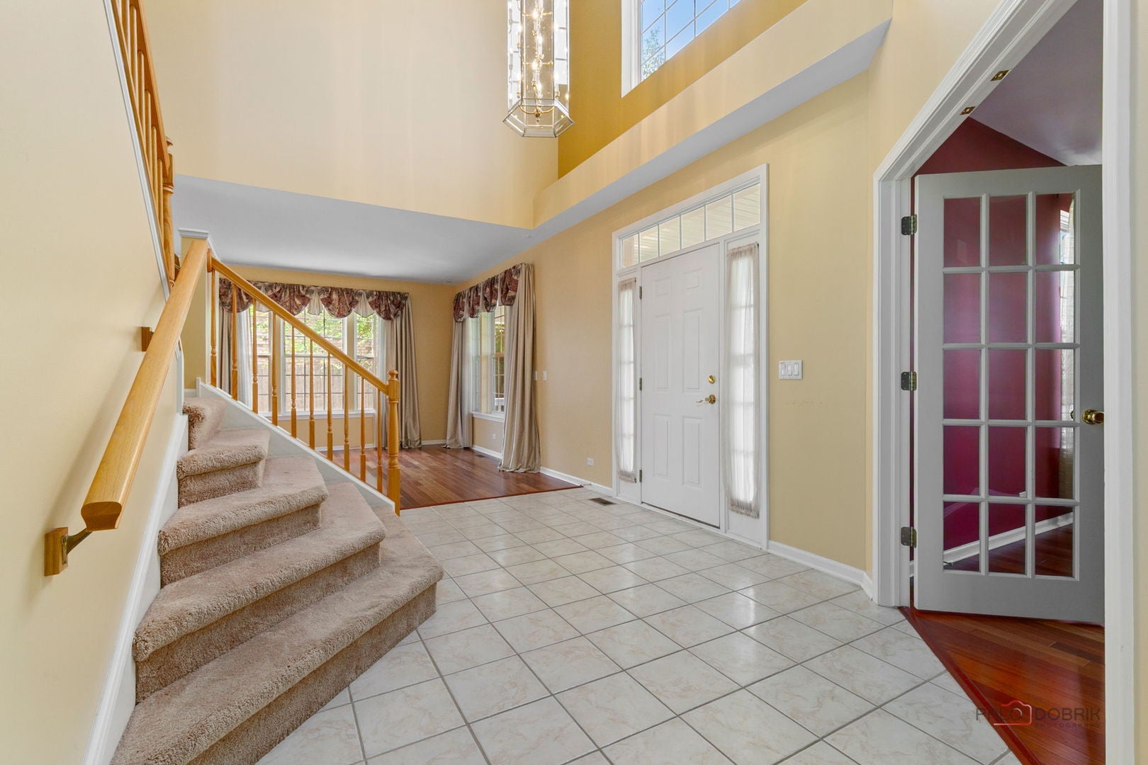 1713 Nathan Lane