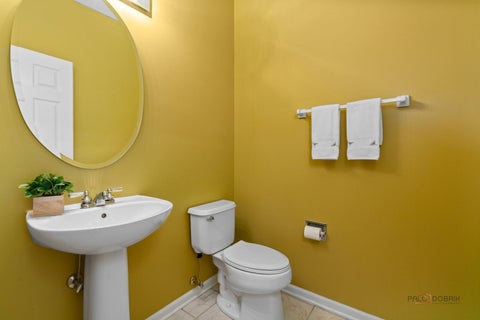 Tiny photo for 1713 Nathan Lane, Libertyville, IL 60048 (MLS # 12712025)