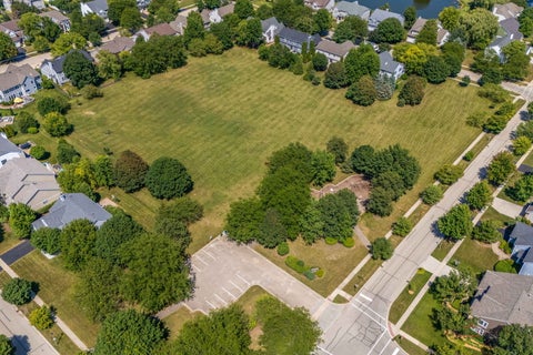 Tiny photo for 1713 Nathan Lane, Libertyville, IL 60048 (MLS # 12712025)
