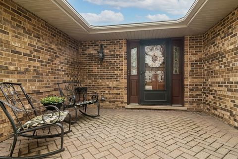 Tiny photo for 897 W Kelly Ann Drive, Palatine, IL 60067 (MLS # 12616167)