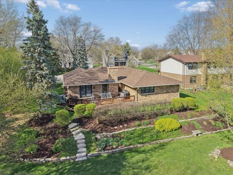 Tiny photo for 897 W Kelly Ann Drive, Palatine, IL 60067 (MLS # 12616167)
