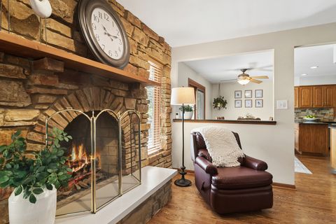 Tiny photo for 897 W Kelly Ann Drive, Palatine, IL 60067 (MLS # 12616167)