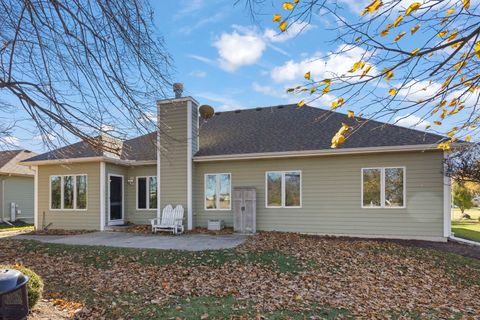 Tiny photo for 674 Friar Drive, Aurora, IL 60505 (MLS # 12516906)