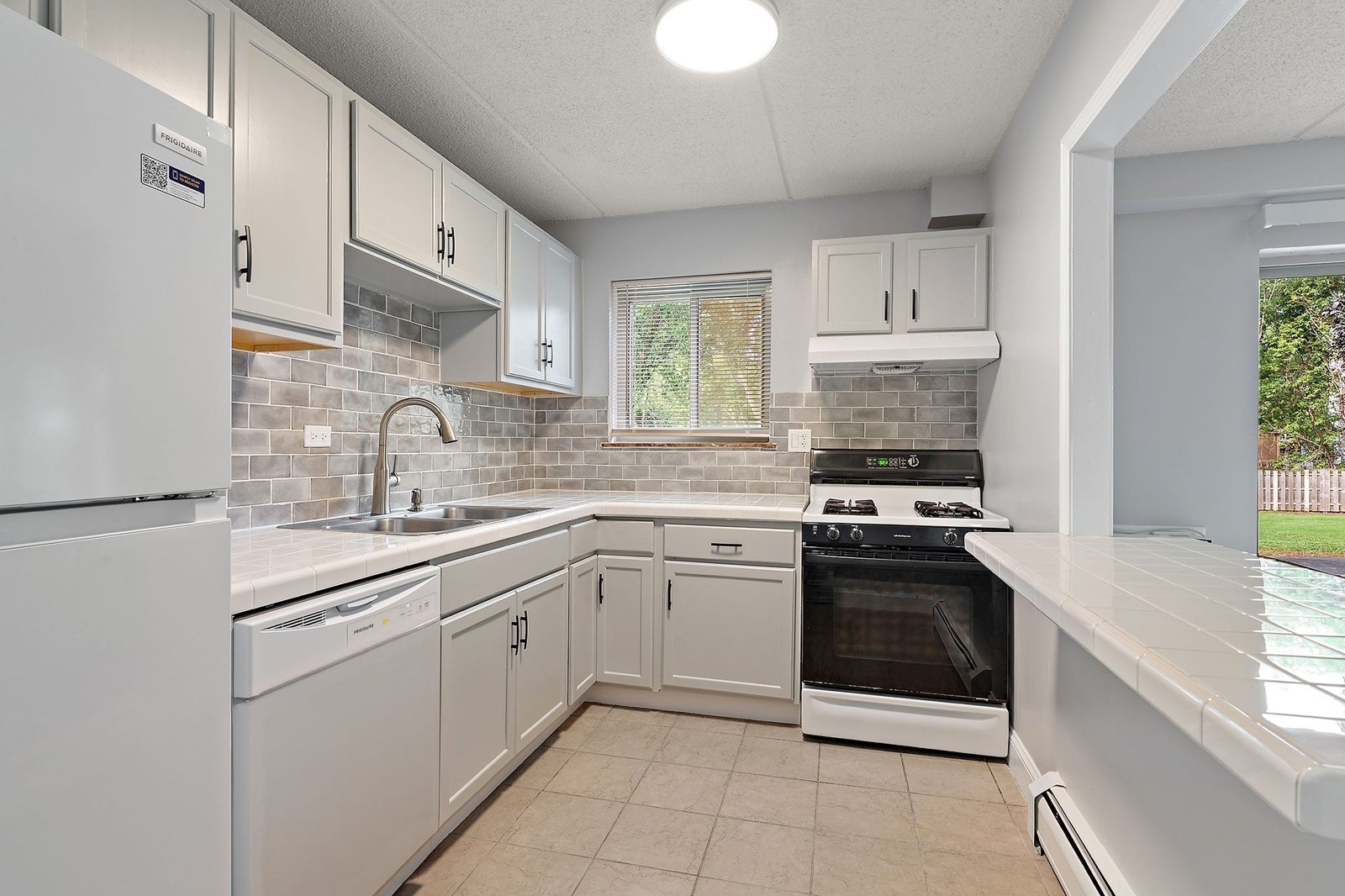 586 Fairway View Drive 1B