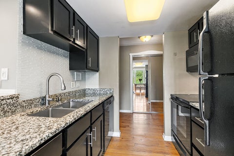 Tiny photo for 1 Renaissance Place #517, Palatine, IL 60067 (MLS # 12790615)