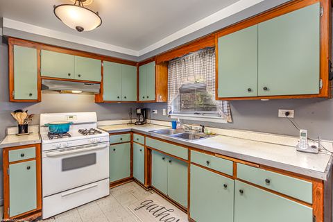 Tiny photo for 12222 S 72nd Court, Palos Heights, IL 60463 (MLS # 12591002)