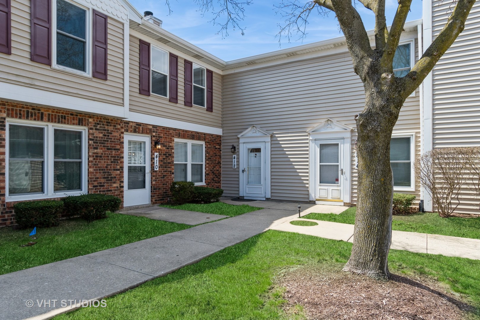 410 Kensington Court 410