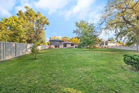 Tiny photo for 6919 177th Street, Tinley Park, IL 60477 (MLS # 12489746)