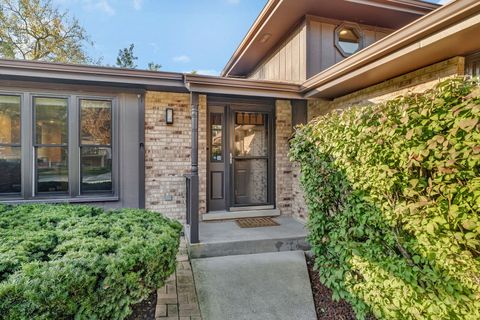 Tiny photo for 6919 177th Street, Tinley Park, IL 60477 (MLS # 12489746)