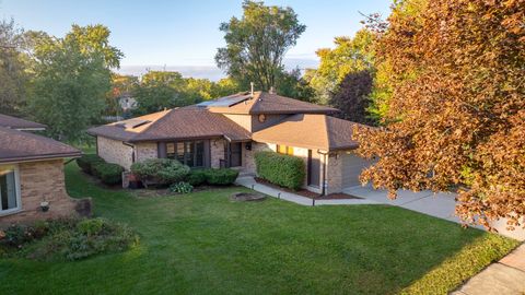 Tiny photo for 6919 177th Street, Tinley Park, IL 60477 (MLS # 12489746)
