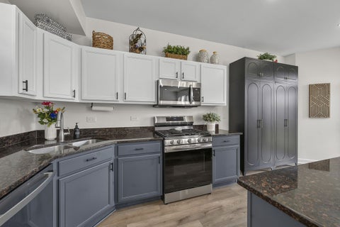 Tiny photo for 1523 W REMINGTON Lane #1523, Round Lake, IL 60073 (MLS # 12711881)