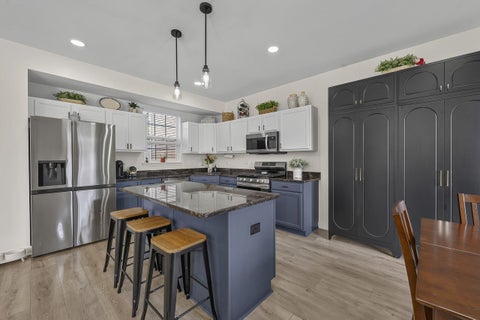 Tiny photo for 1523 W REMINGTON Lane #1523, Round Lake, IL 60073 (MLS # 12711881)