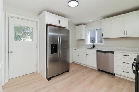 Tiny photo for 809 W Monroe Street, Bloomington, IL 61701 (MLS # 12785364)