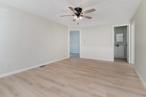 Tiny photo for 809 W Monroe Street, Bloomington, IL 61701 (MLS # 12785364)