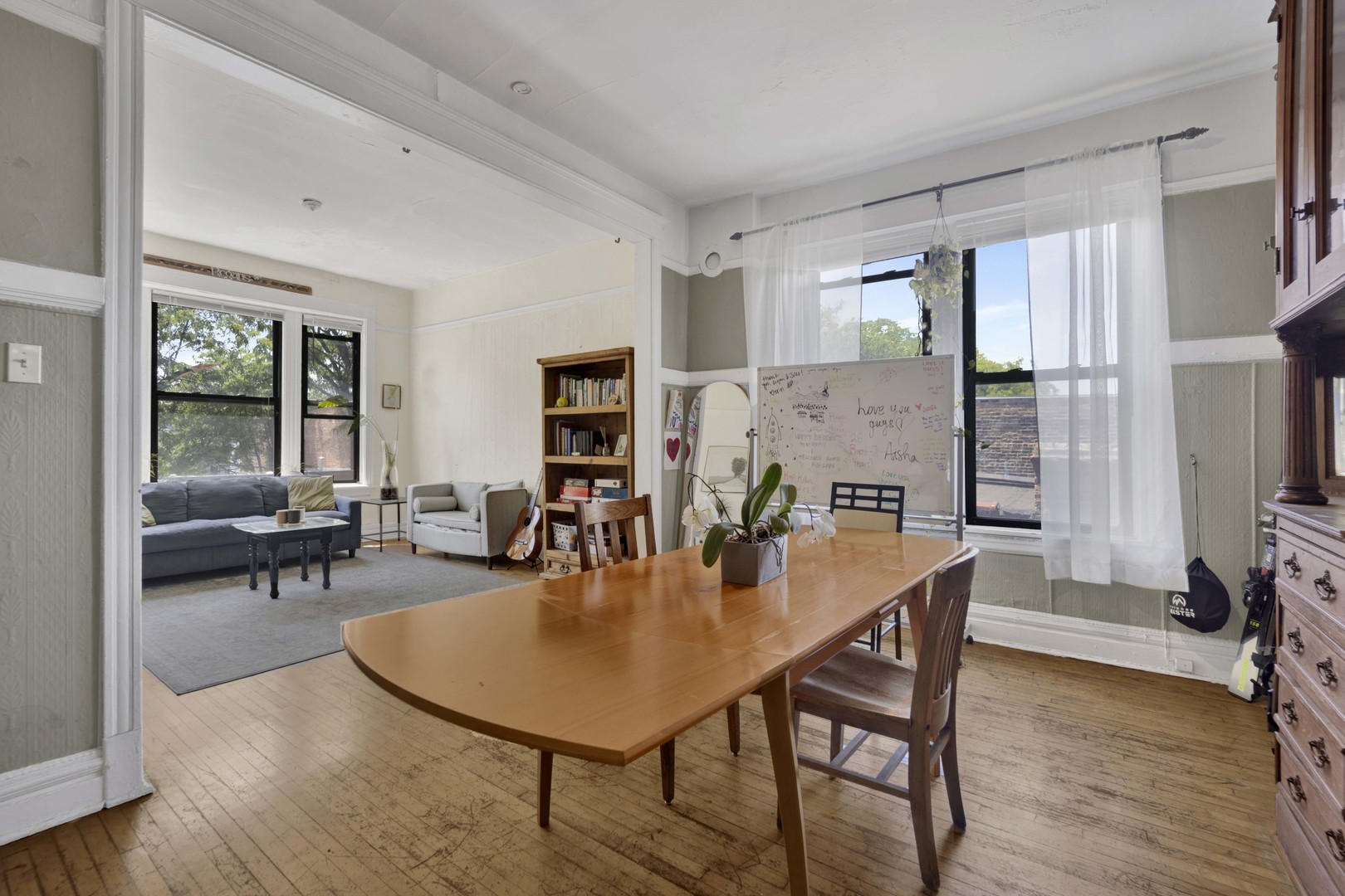 1406 W Flournoy Street 3