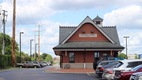 Tiny photo for 319 Snowdrop Lane, Elgin, IL 60124 (MLS # 12503469)